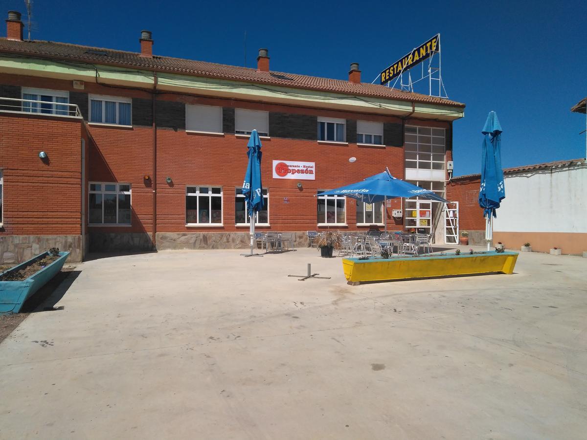 Hostal El Tropezón Matallana de Valmadrigal Exterior foto