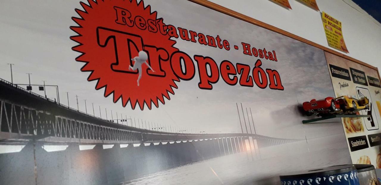 Hostal El Tropezón Matallana de Valmadrigal Exterior foto